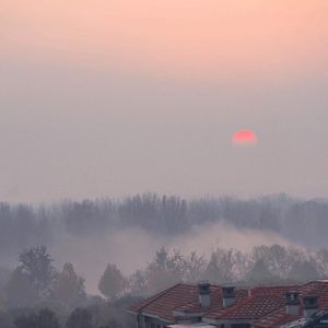 把男生的鸡鸡放到女生的屁股日本
